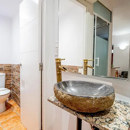 Planta Baja En La Muralla Romana Junto A La Catedral Apartment Tarragona